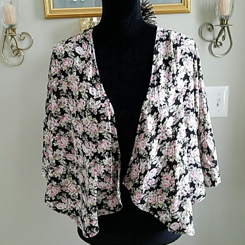 Floral top, to wear over camo, size small